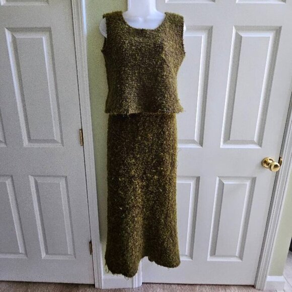 Vintage Design Today's Acrylic & Wool Green Moss Top & Matching Skirt Set - Picture 2 of 15